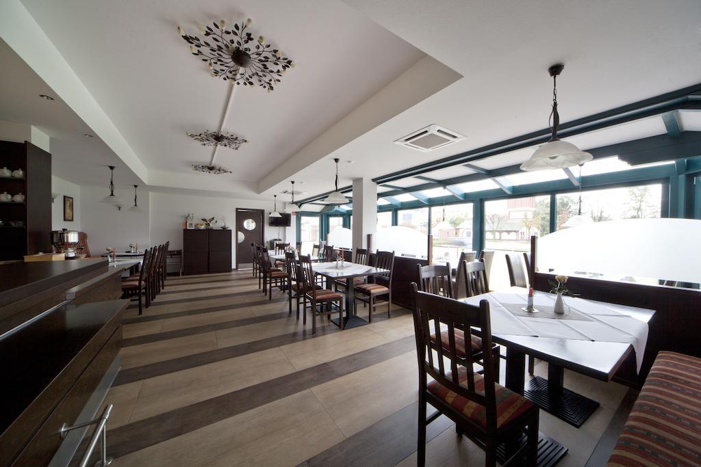 City-Hotel Friesoythe Ngoại thất bức ảnh